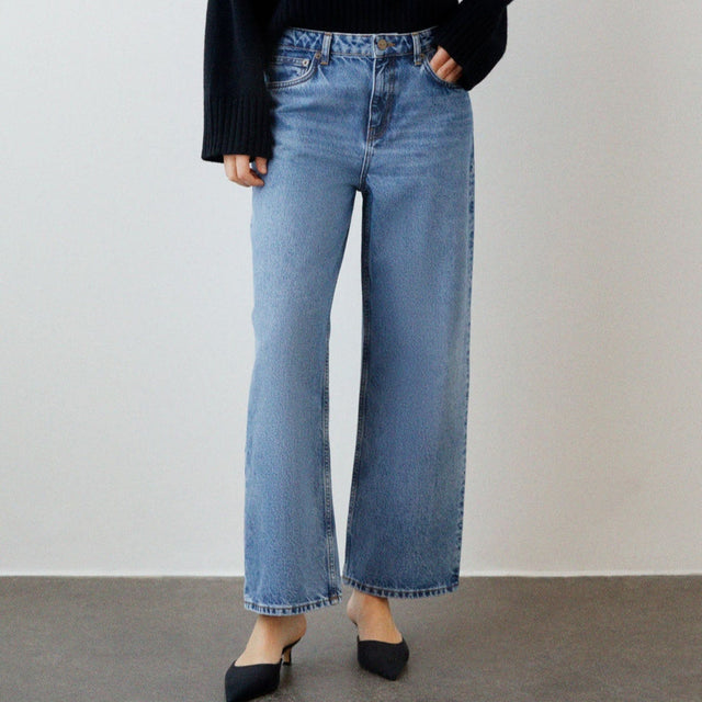 Taylor Cropped Jeans Worn Mid Blue